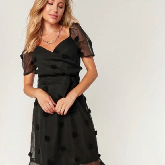 Clearance- BLACK LACE DRESS | BLACK DRESS | BLACK DATE NIGHT DRESS - Picture 1 of 8